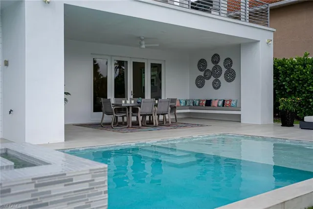 $6,399,000 | 432 Bayside Avenue, Naples, FL 34108