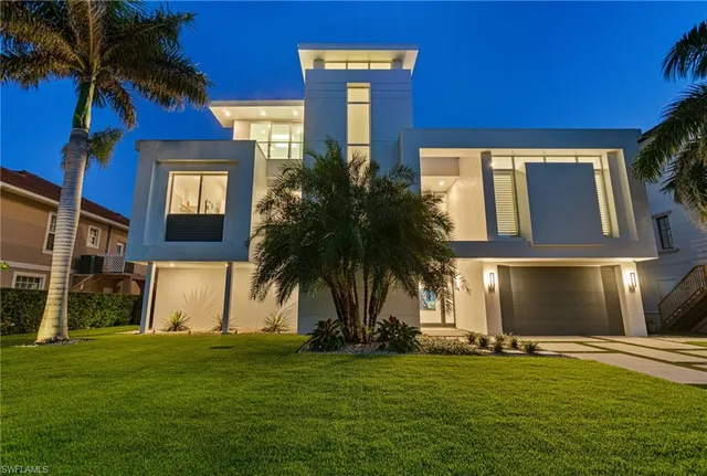 $6,399,000 | 432 Bayside Avenue, Naples, FL 34108