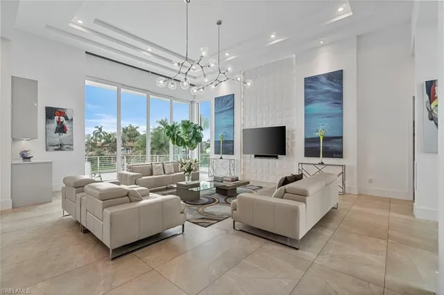 $6,399,000 | 432 Bayside Avenue, Naples, FL 34108
