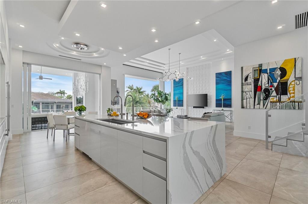 432 Bayside Avenue Naples, FL 34108 - Photo 9 of 50