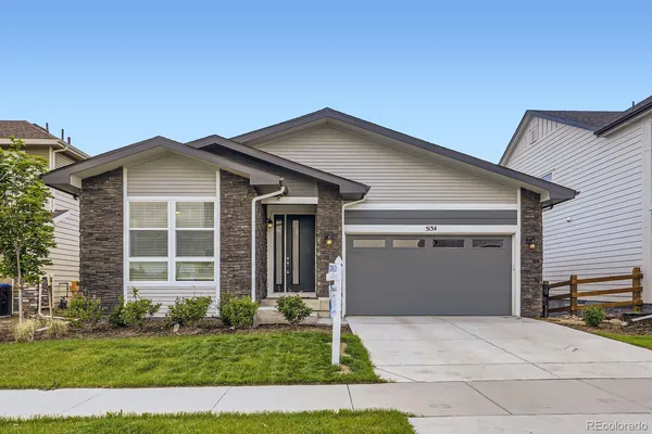 $880,000 | 5134 Queen Court, Arvada, CO 80002