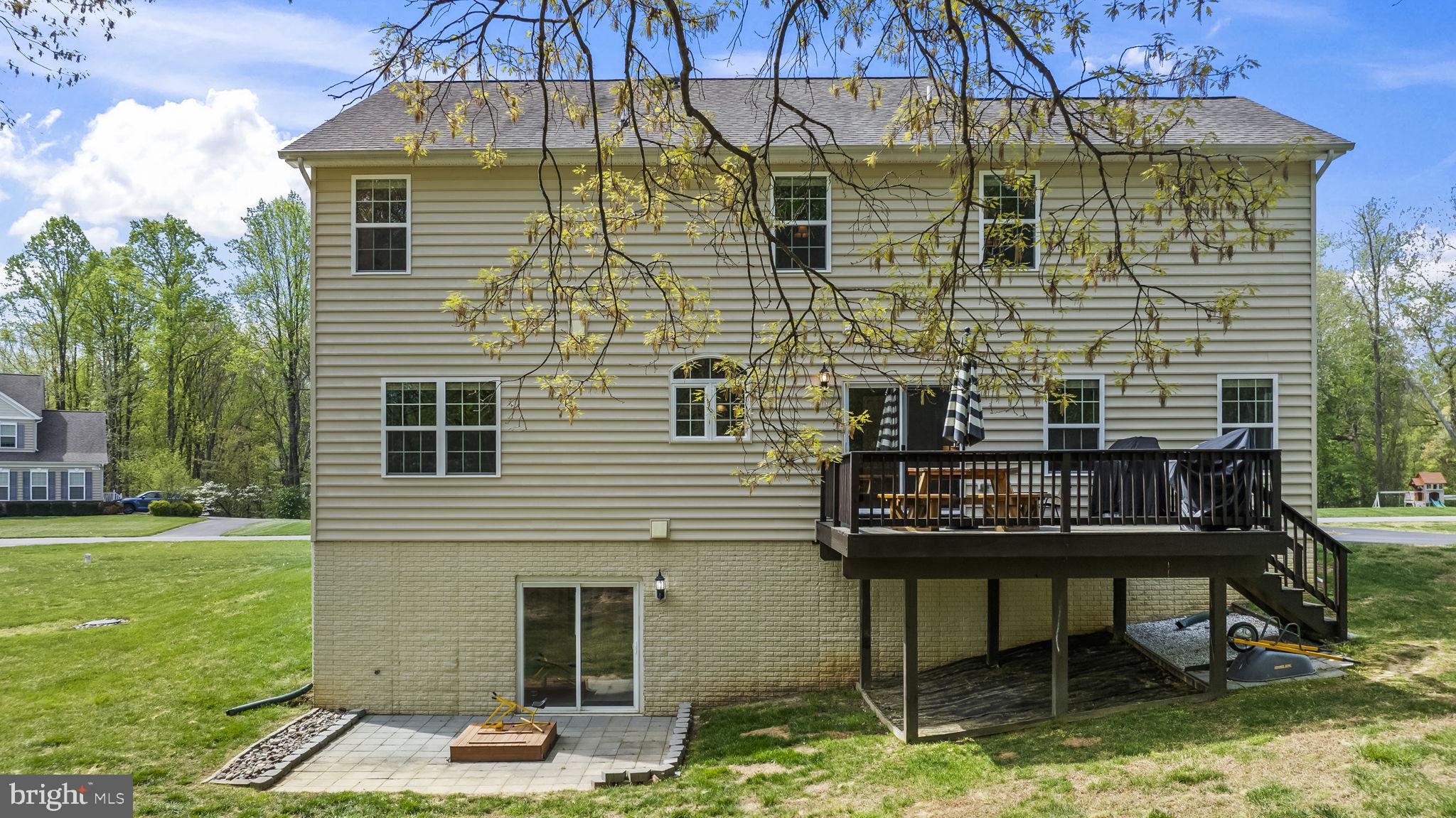 1905 Resting Ridge Lane Prince Frederick, MD 20678 - Photo 65 of 91 a view of a chairs and table in the yard