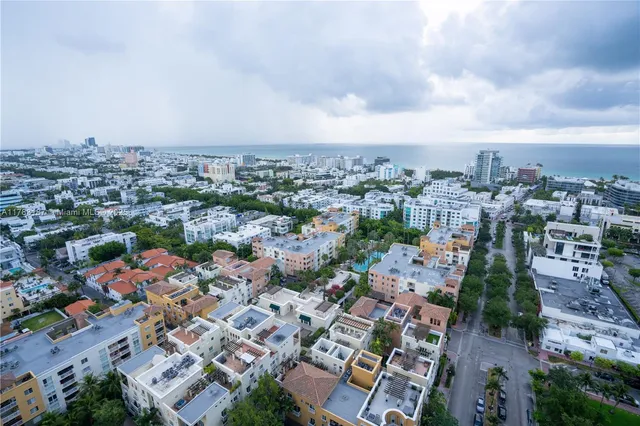 $4,990 | 90 Alton Road, Unit 2807, Miami Beach, FL 33139