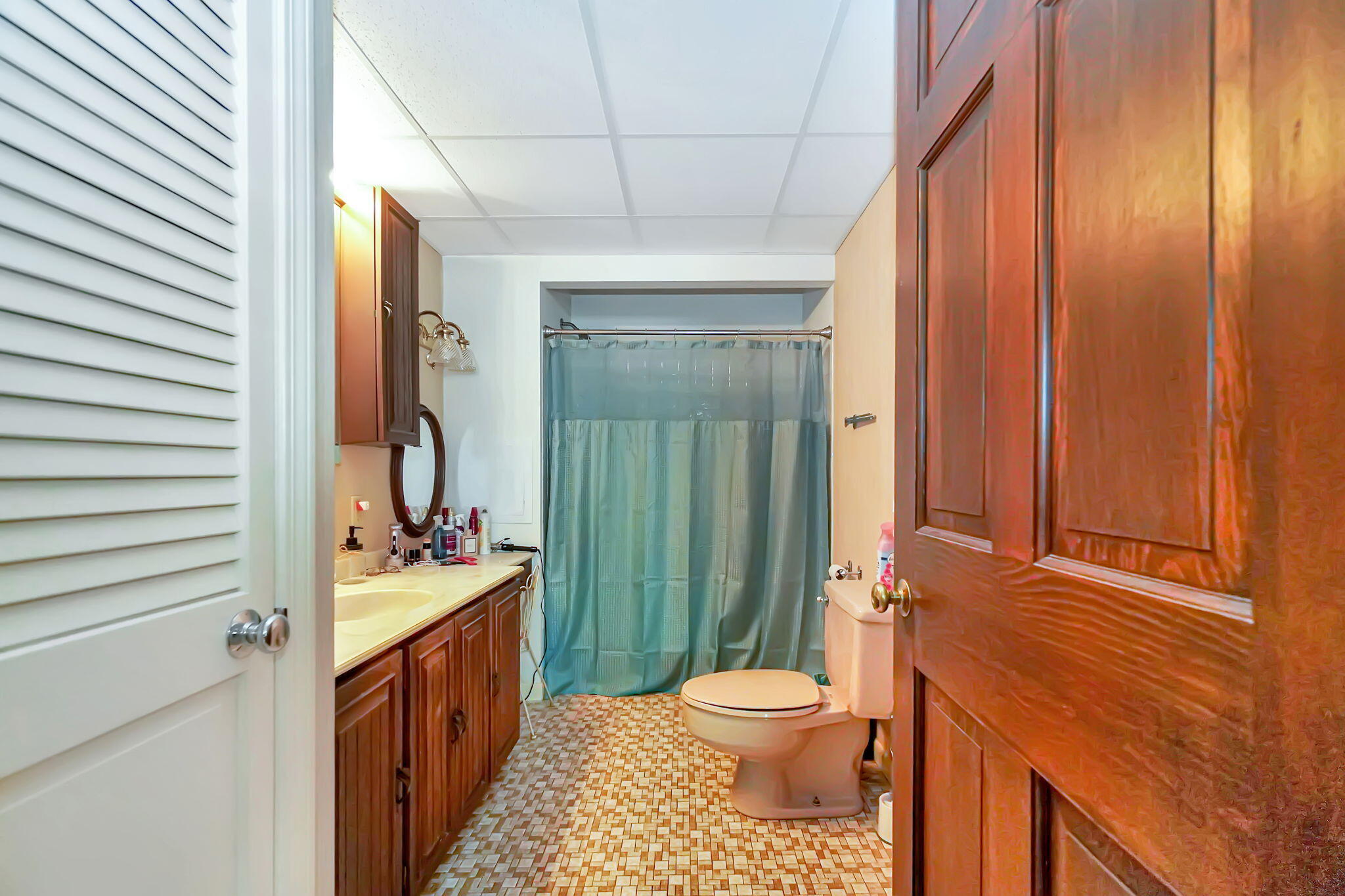 128 Howe Street Lewiston, ME 04240 - Photo 15 of 42 16-web-or-mls-DSC00357