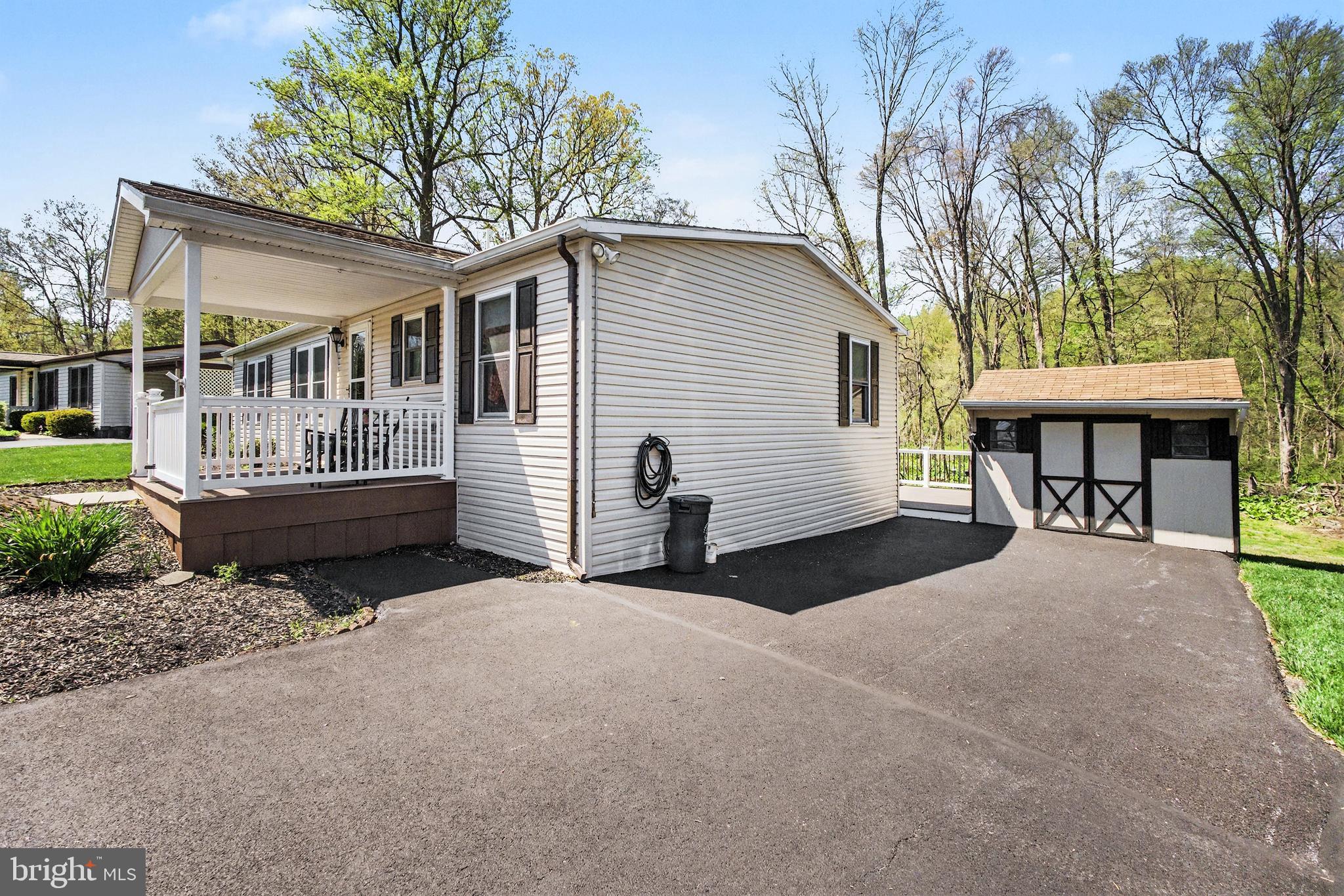 220 Maple Avenue Manheim, PA 17545 - Photo 15 of 30