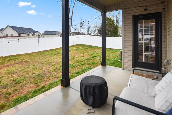 $1,900 | 206 Olivette Lane, Clarksville, TN 37042