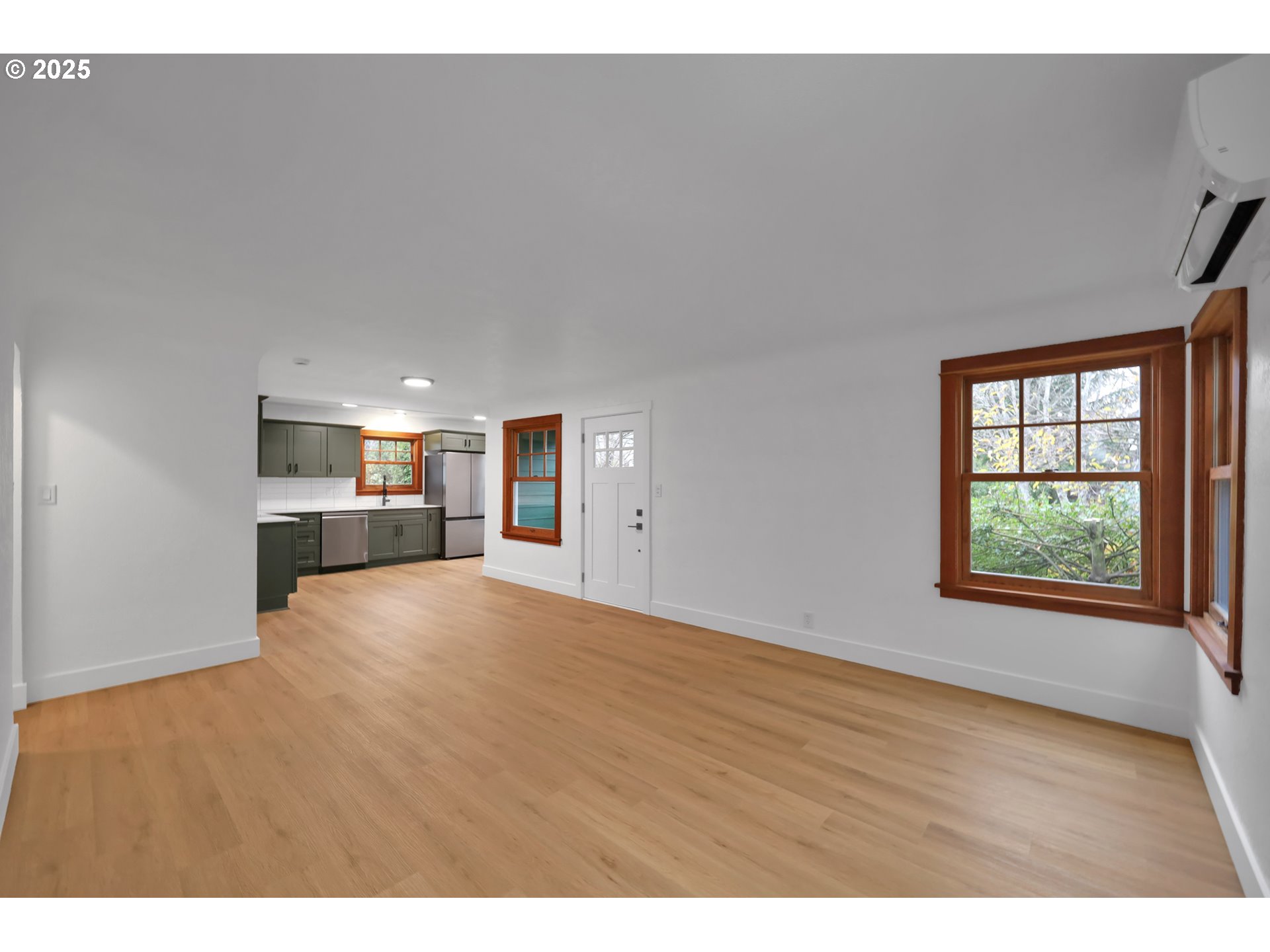 2121 Jefferson Street Eugene, OR 97405 - Photo 7 of 35 a view of empty room with wooden floor