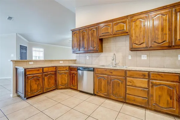 $1,950 | 2101 Ingrid Lane, Fort Worth, TX 76131