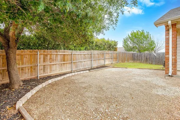 $1,950 | 2101 Ingrid Lane, Fort Worth, TX 76131