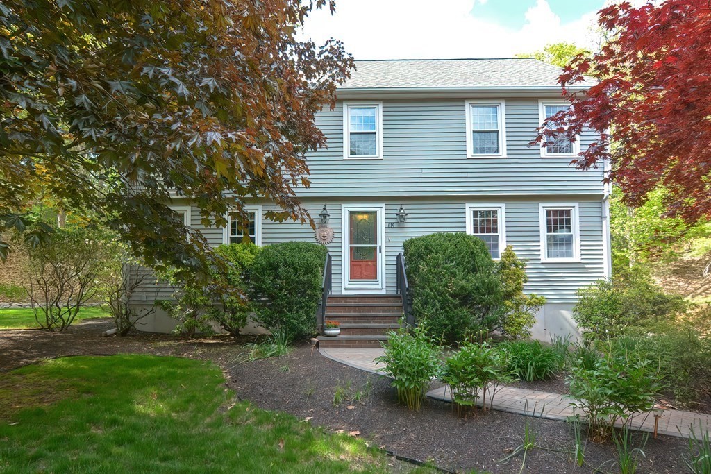 18 Beaverbrook Road Norfolk, MA 02056 - Photo 1 of 39 Gallery Image 1