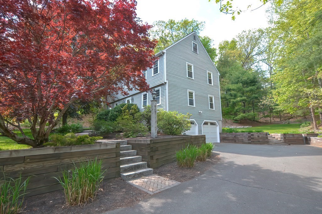 18 Beaverbrook Road Norfolk, MA 02056 - Photo 3 of 39 Gallery Image 3