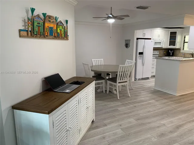 $525,000 | 6142 Southeast Landing Way, Unit 6, Stuart, FL 34997