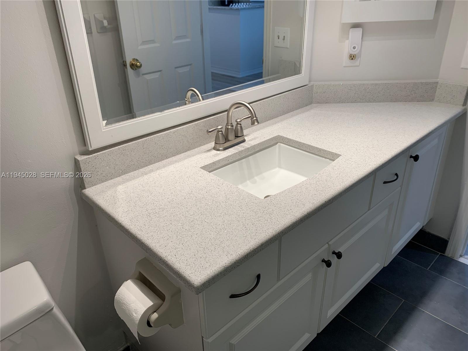 6142 Southeast Landing Way, Unit 6 Stuart, FL 34997 - Photo 20 of 51 Guest Bath