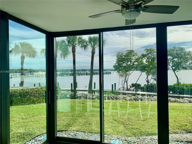 $525,000 | 6142 Southeast Landing Way, Unit 6, Stuart, FL 34997