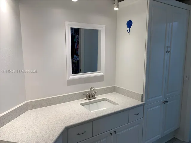 $525,000 | 6142 Southeast Landing Way, Unit 6, Stuart, FL 34997