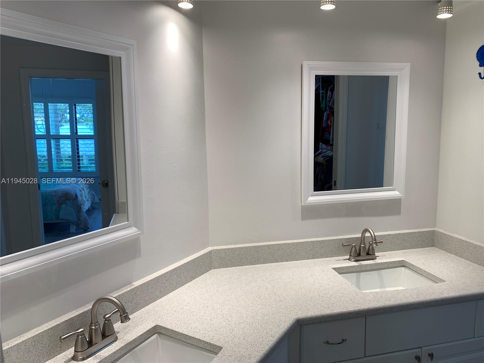 6142 Southeast Landing Way, Unit 6 Stuart, FL 34997 - Photo 42 of 51 Master Bath