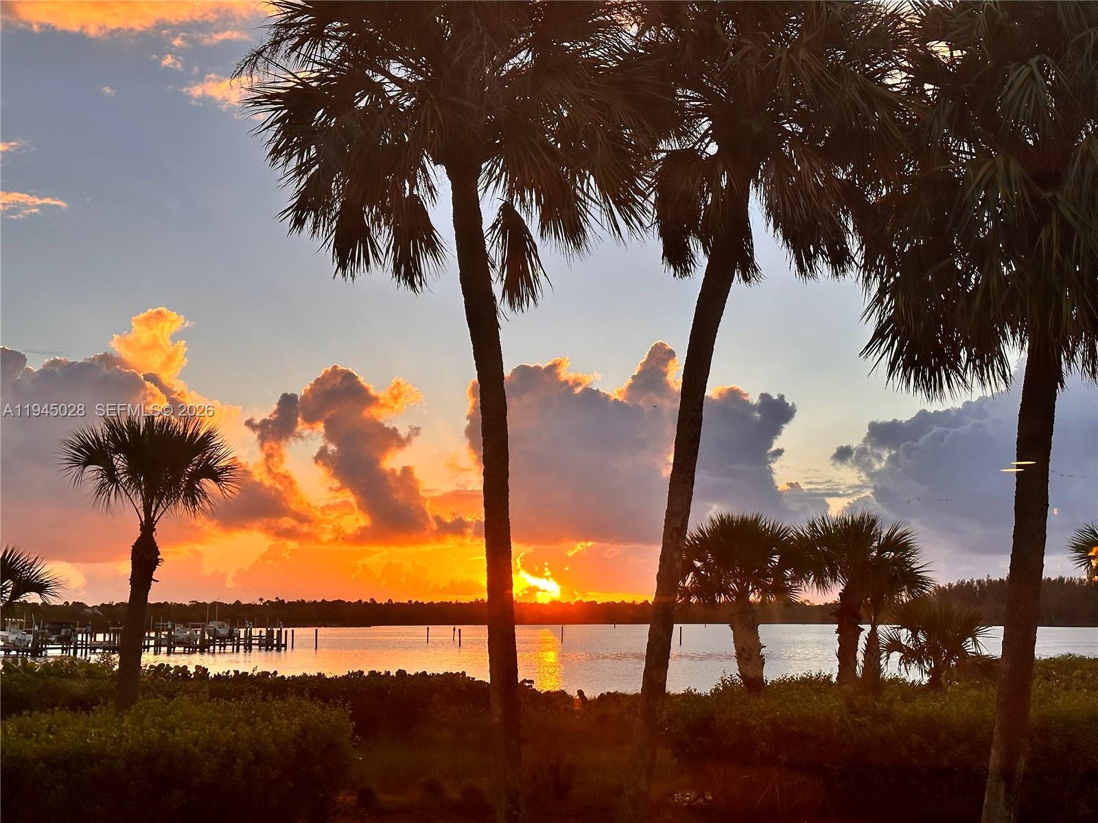 6142 Southeast Landing Way, Unit 6 Stuart, FL 34997 - Photo 44 of 51 Sunrise