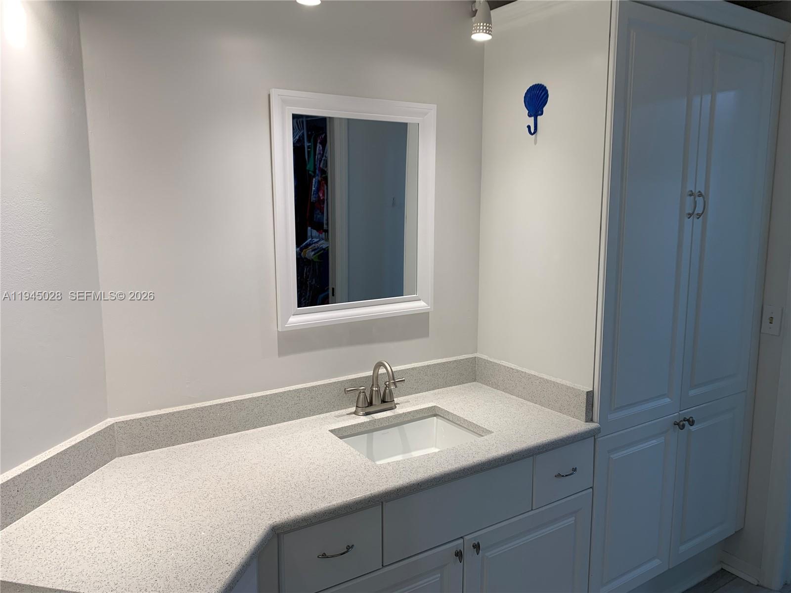 6142 Southeast Landing Way, Unit 6 Stuart, FL 34997 - Photo 45 of 55 Master Bath