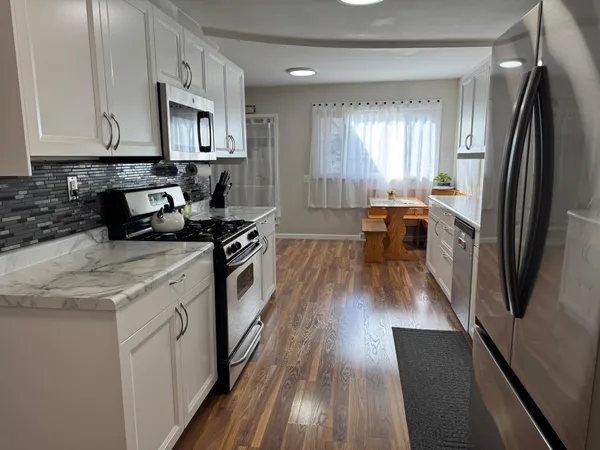 $229,900 | 20 2nd Avenue Southwest, Wells, MN 56097