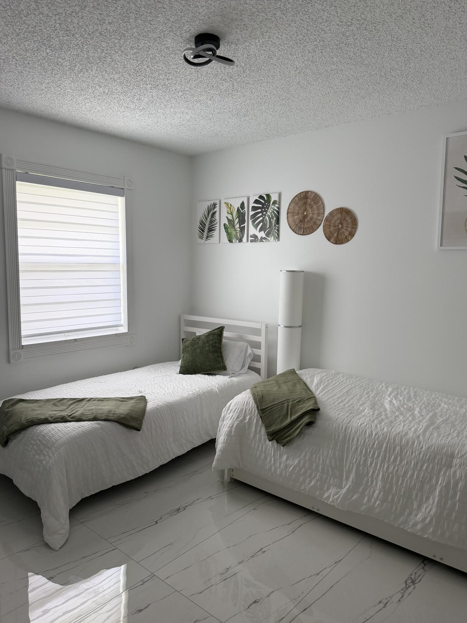 9052 Fountain Road Lake Worth, FL 33467 - Photo 9 of 32 IMG_3950