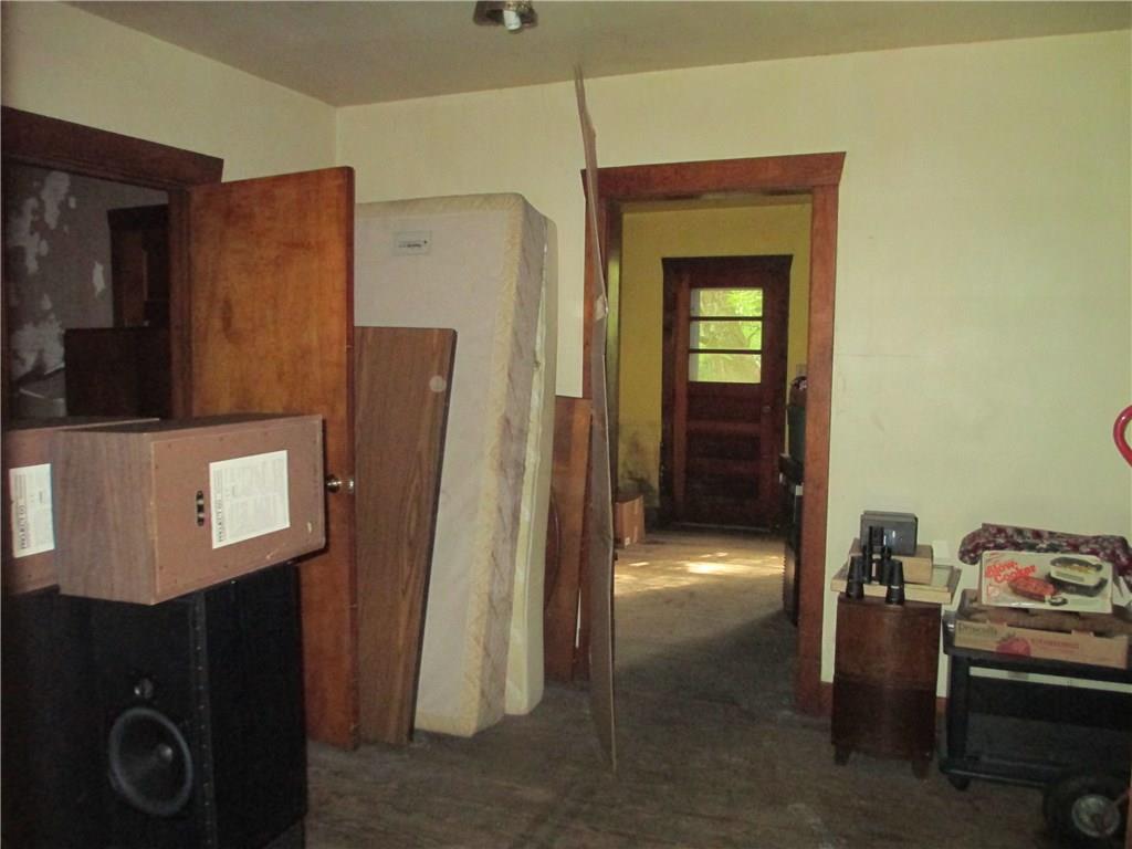163 Community Park Road Vandergrift, PA 15690 - Photo 7 of 9 Gallery Image 7