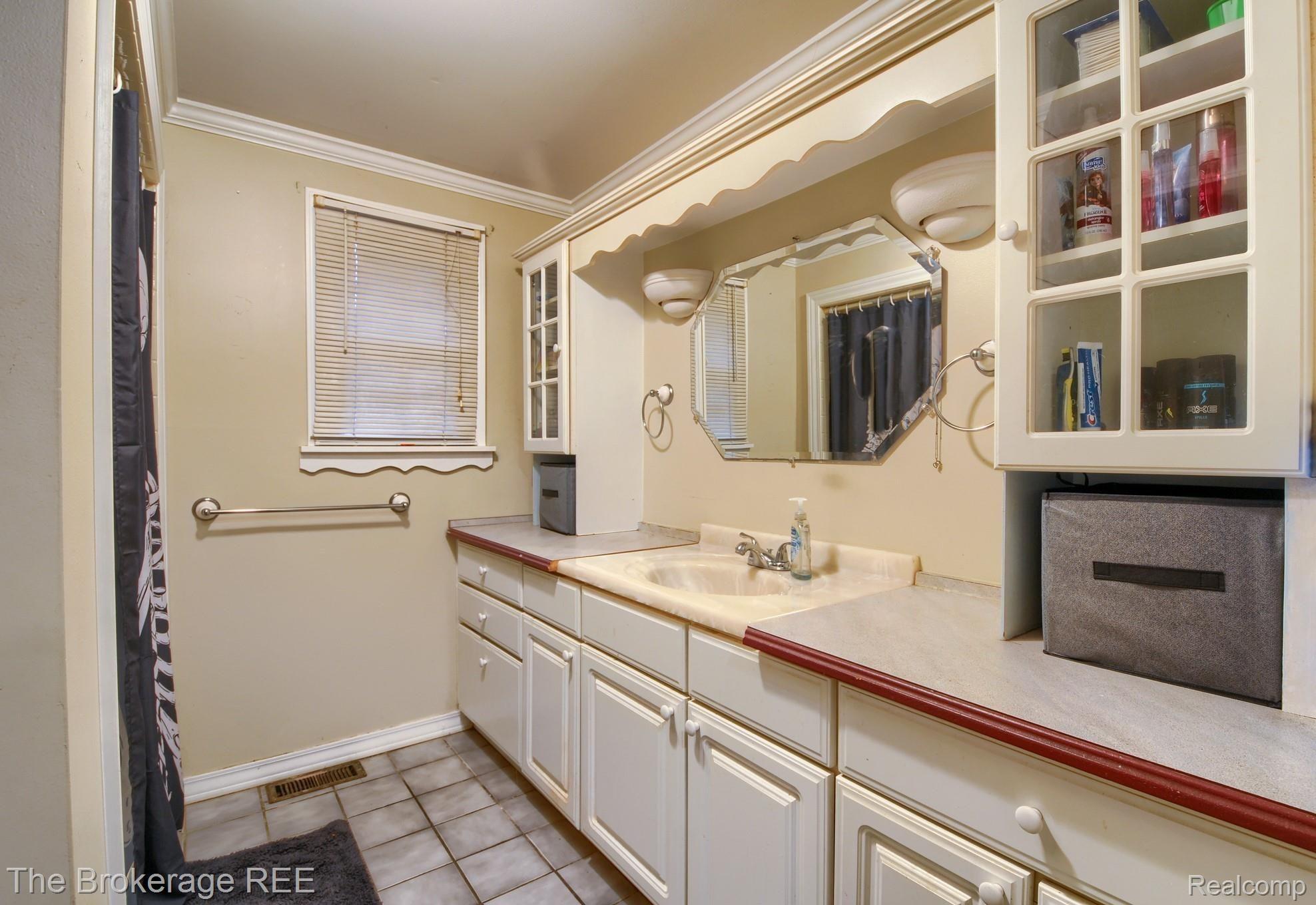 3080 Benstein Road Walled Lake, MI 48390 - Photo 18 of 19 DSC_4515-HDR(5).jpg