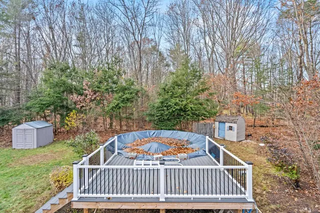 $535,000 | 4 Woodland Avenue, Seabrook, NH 03874