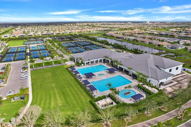 $500,000 | 12473 Southwest Emerald Estuary Terrace, Port St. Lucie, FL 34987