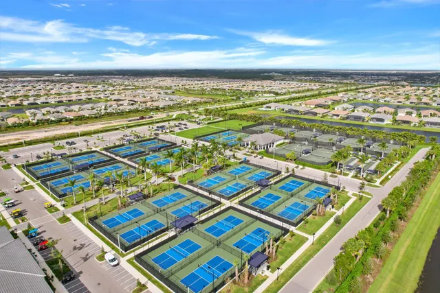 $500,000 | 12473 Southwest Emerald Estuary Terrace, Port St. Lucie, FL 34987