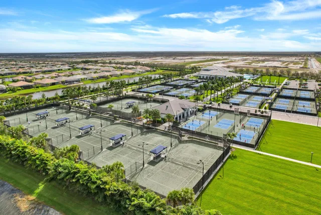 $500,000 | 12473 Southwest Emerald Estuary Terrace, Port St. Lucie, FL 34987