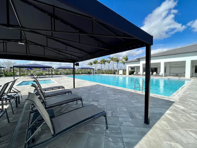 $500,000 | 12473 Southwest Emerald Estuary Terrace, Port St. Lucie, FL 34987