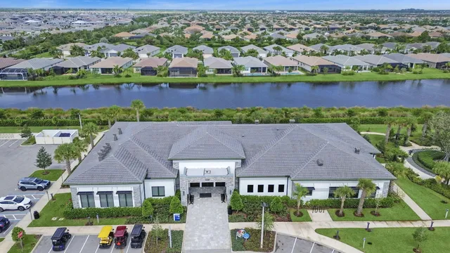 $500,000 | 12473 Southwest Emerald Estuary Terrace, Port St. Lucie, FL 34987
