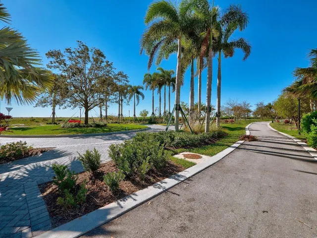 $500,000 | 12473 Southwest Emerald Estuary Terrace, Port St. Lucie, FL 34987