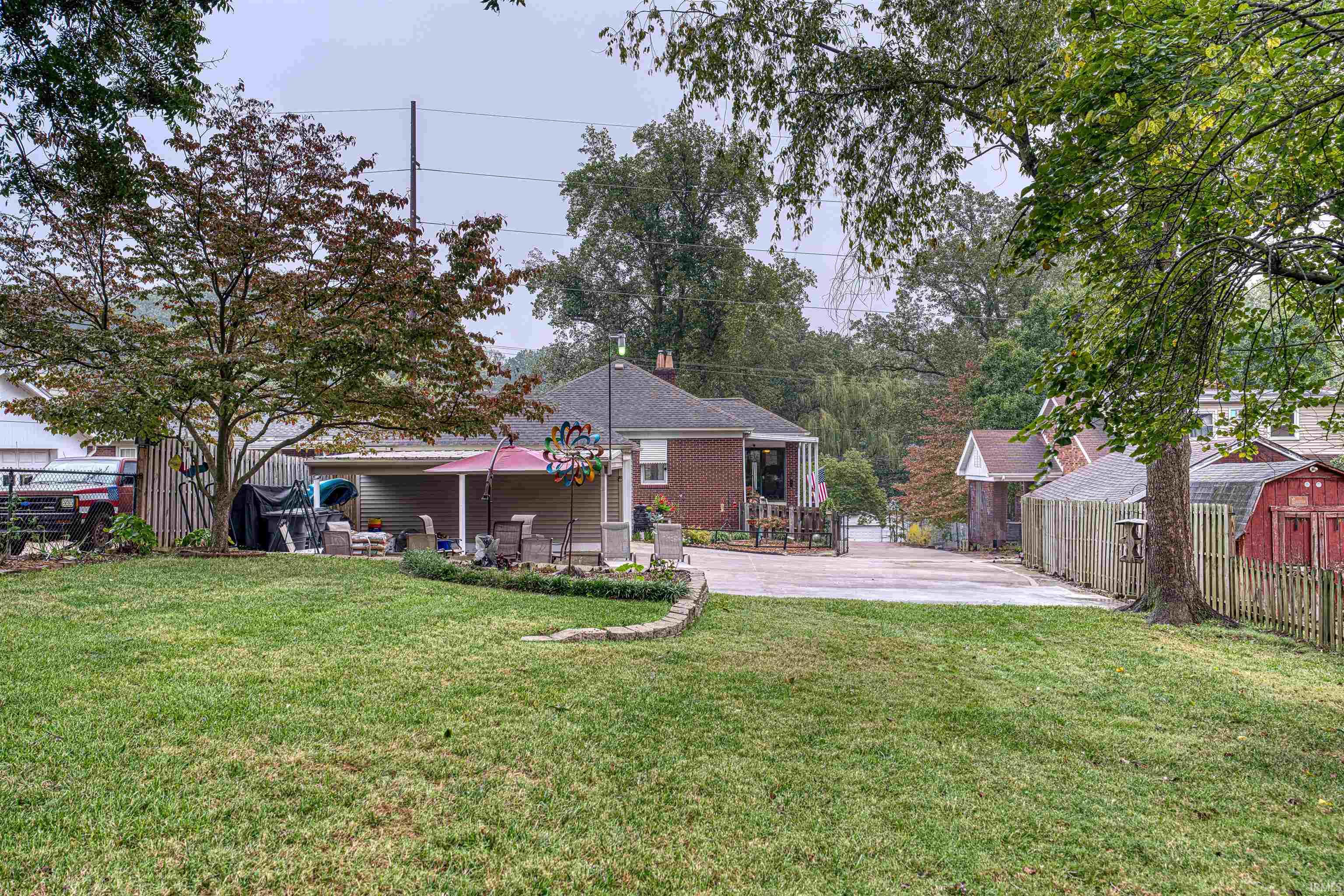 1409 South Red Bank Road Evansville, IN 47712 - Photo 12 of 36