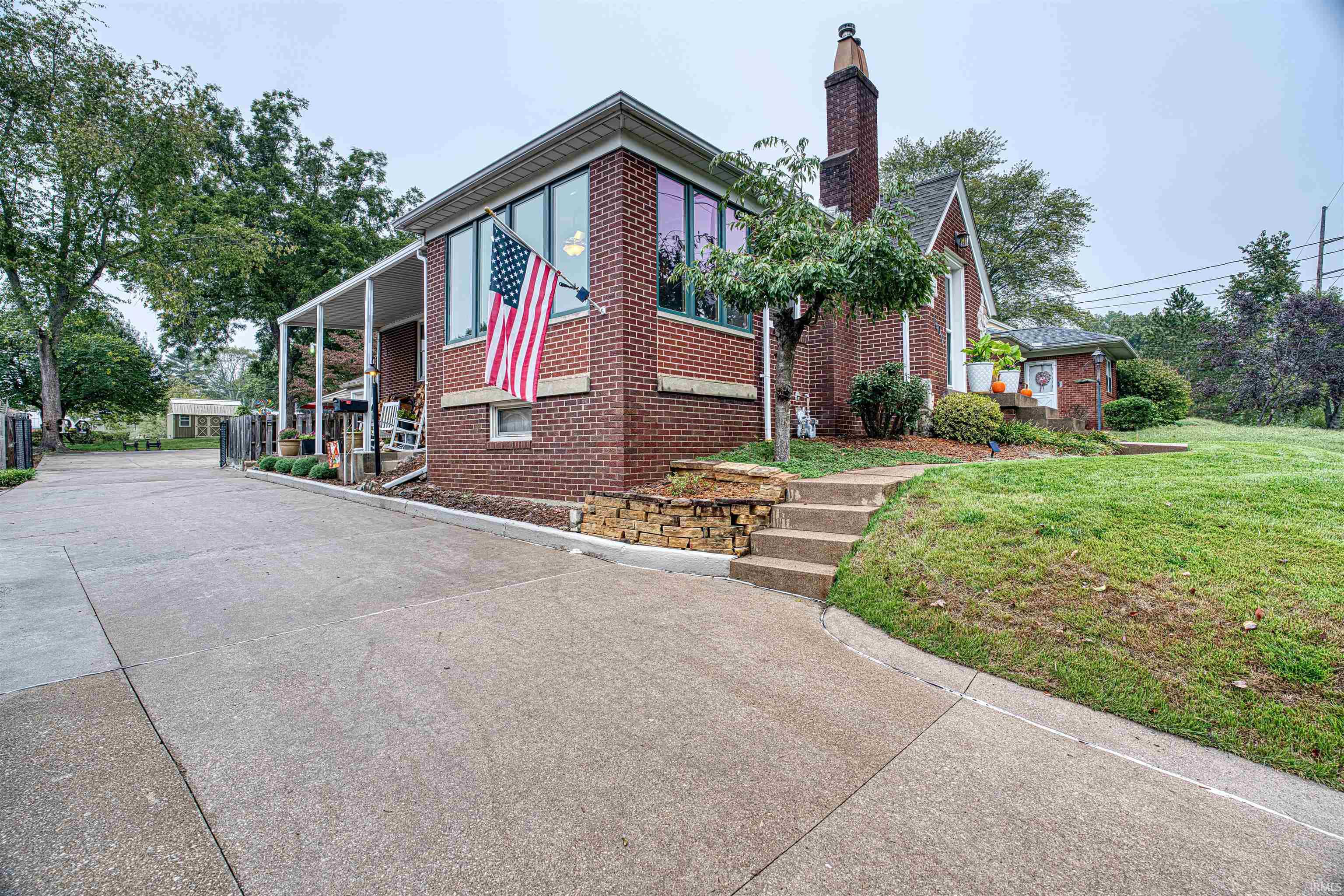 1409 South Red Bank Road Evansville, IN 47712 - Photo 5 of 36