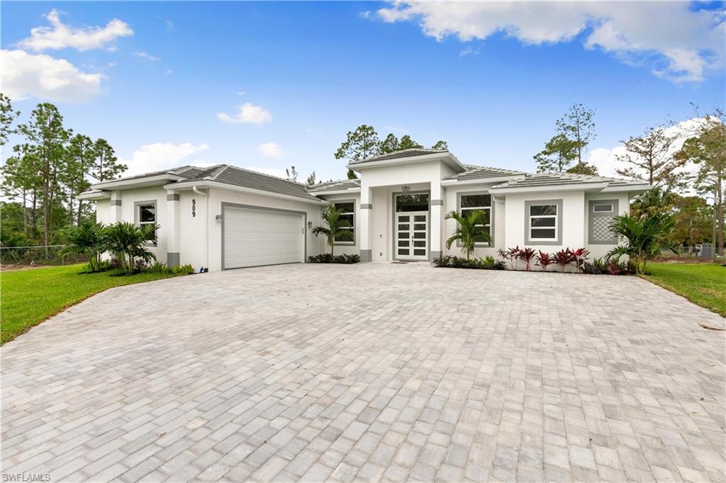 909 8th St Southeast