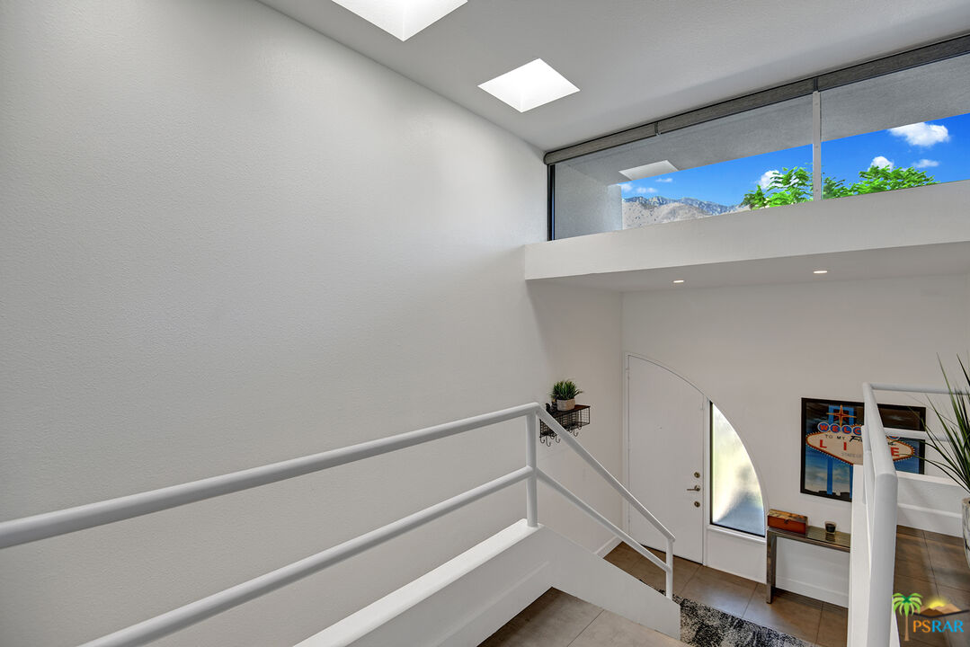 1530 North Kaweah Road Palm Springs, CA 92262 - Photo 2 of 42