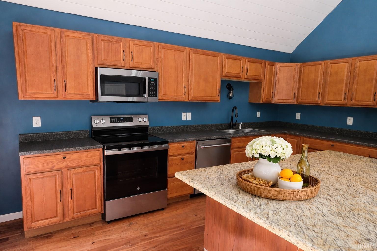 5835 North Maple Grove Road Bloomington, IN 47404 - Photo 8 of 30