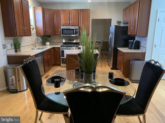 $450,000 | 1238 Knoll Drive, York, PA 17408