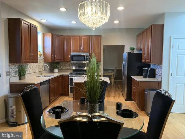 $450,000 | 1238 Knoll Drive, York, PA 17408