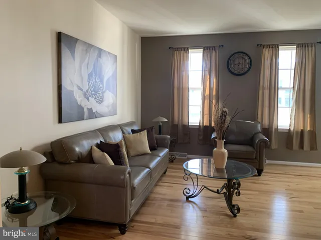 $450,000 | 1238 Knoll Drive, York, PA 17408