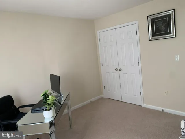 $450,000 | 1238 Knoll Drive, York, PA 17408