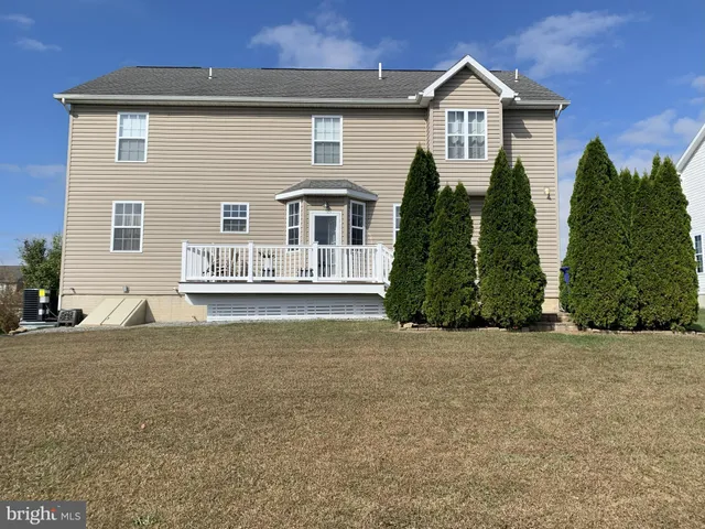 $450,000 | 1238 Knoll Drive, York, PA 17408