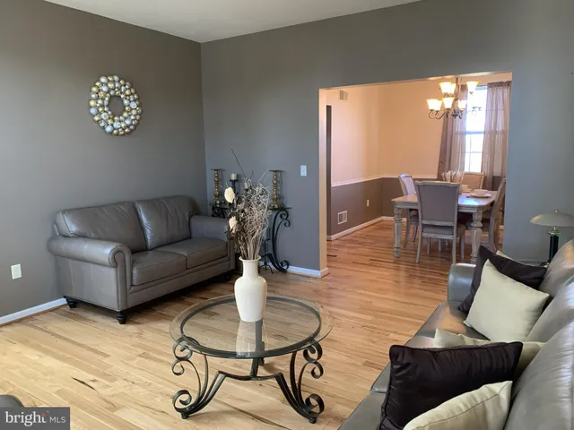 $450,000 | 1238 Knoll Drive, York, PA 17408