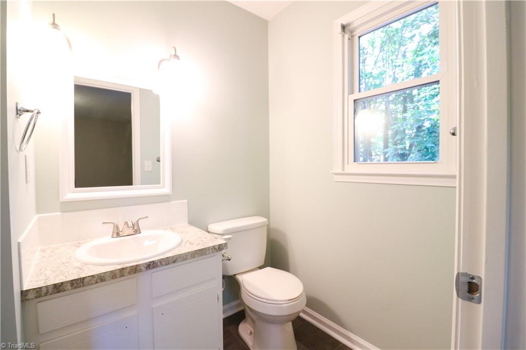 625 Shellhabour Boulevard Rural Hall, NC 27045 - Photo 12 of 24 Gallery Image 12
