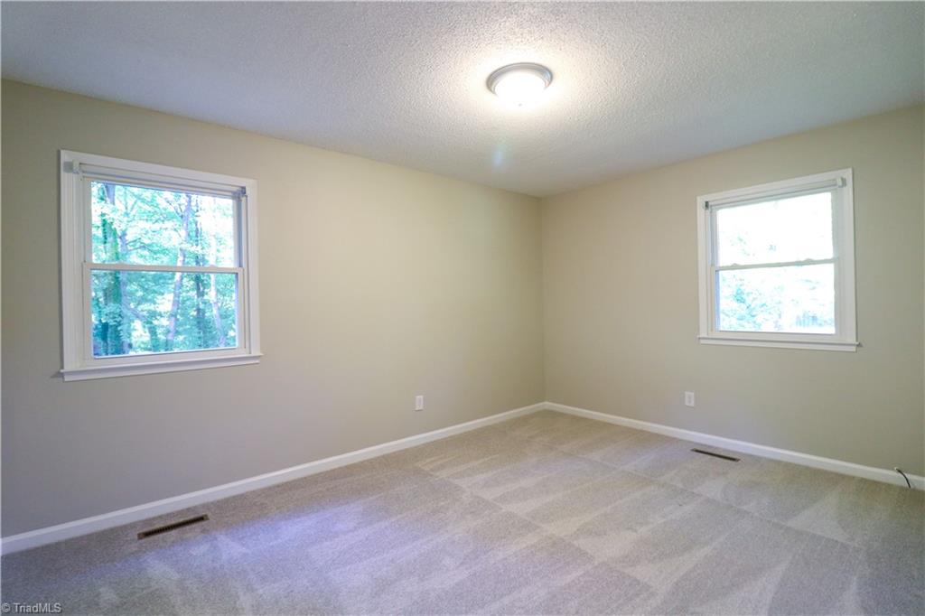 625 Shellhabour Boulevard Rural Hall, NC 27045 - Photo 23 of 24 Gallery Image 23
