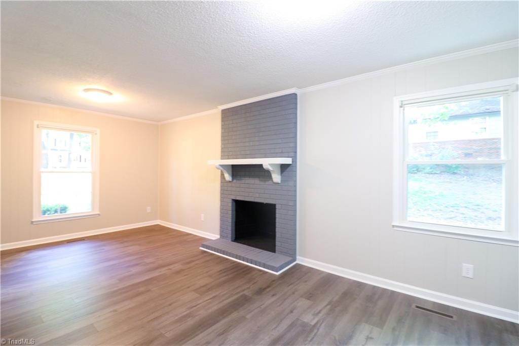 625 Shellhabour Boulevard Rural Hall, NC 27045 - Photo 4 of 24 Gallery Image 4