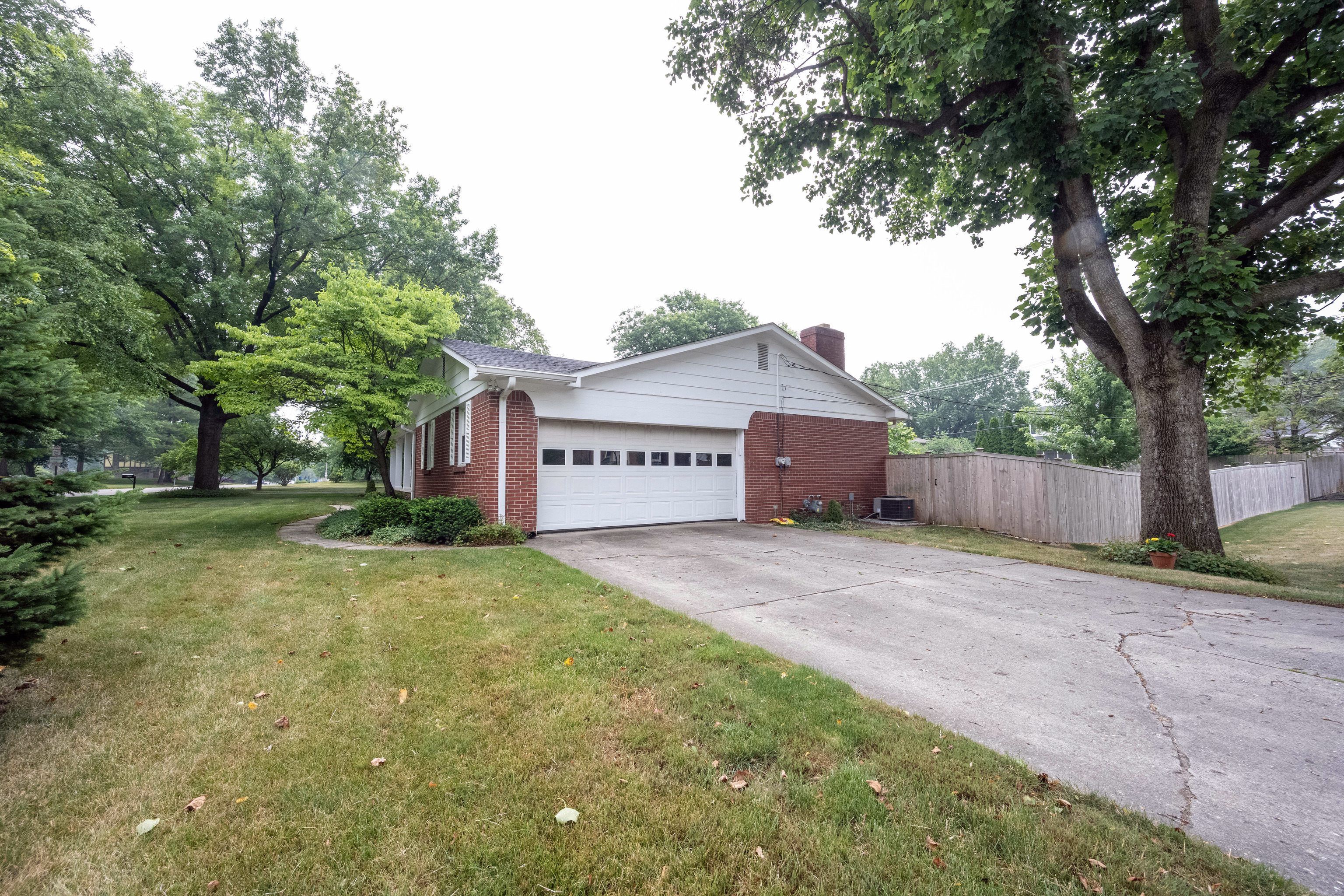 25 Beechmont Drive Carmel, IN 46032 - Photo 8 of 69