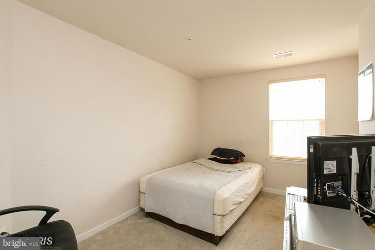 7342 Windsor Mill Road Baltimore, MD 21244 - Photo 18 of 21 Bedroom