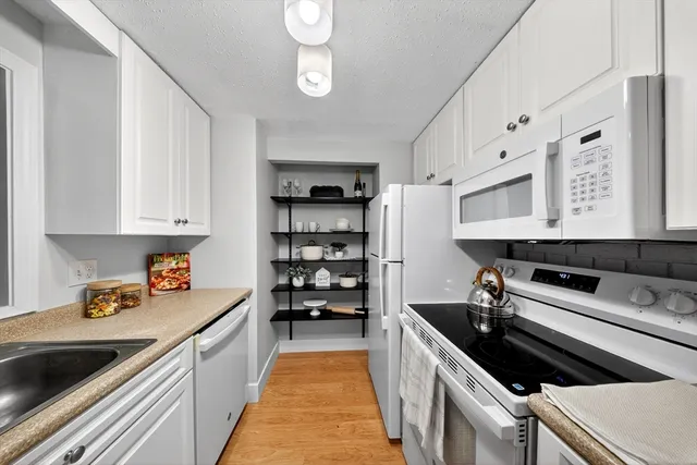 $350,000 | 55 Greentree Lane, Unit 47, Weymouth, MA 02190